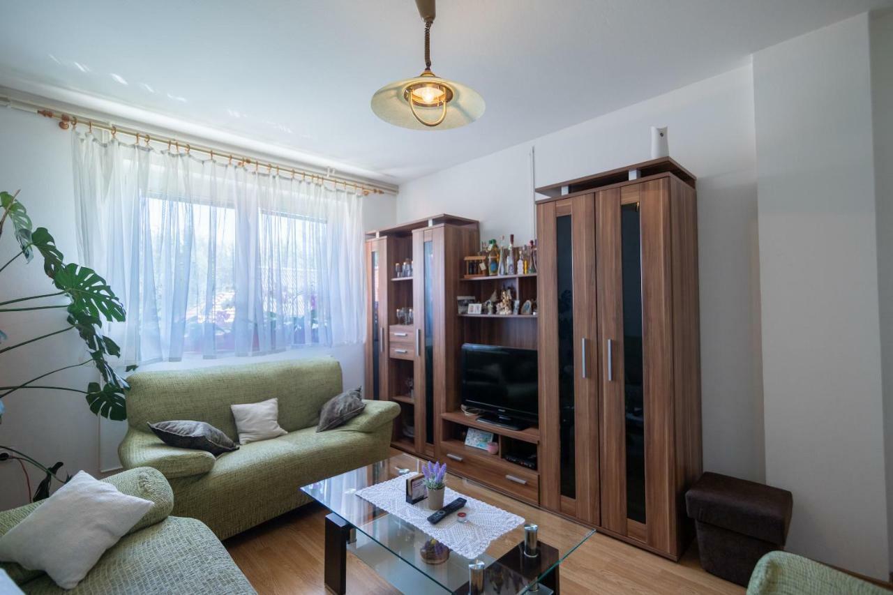 House Marijana Villa Smoljanac Exterior foto